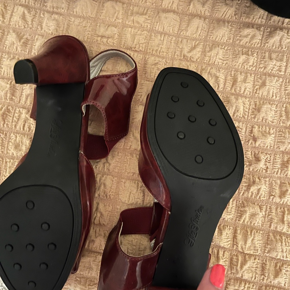 New without tags 
Life Stride Burgundy Sandals